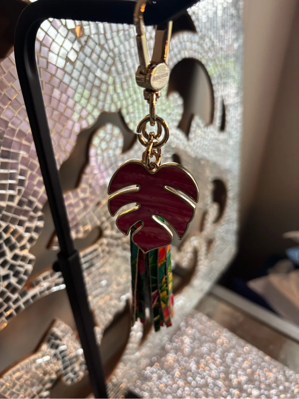 ⭐️Brahmin Utopia Palm Leaf Tassel Keychain